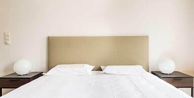 Lisbon Apartments near River