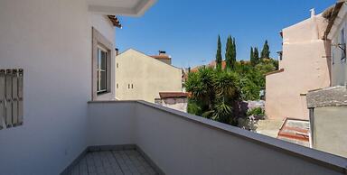 Lisbon Apartments near River