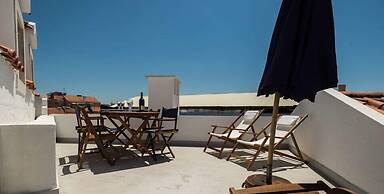 Lisbon Apartments near River