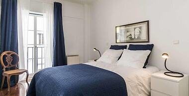 Lisbon Apartments near River