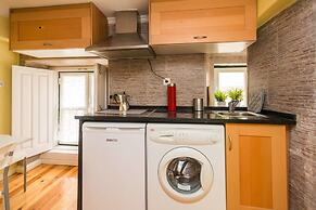 Lisbon Low Cost Apartments