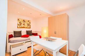 Lisbon Low Cost Apartments