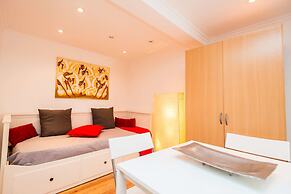 Lisbon Low Cost Apartments