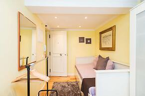 Lisbon Low Cost Apartments