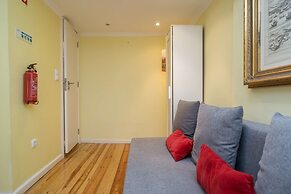 Lisbon Low Cost Apartments