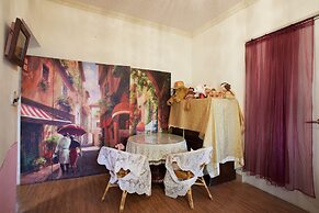 Love in Pearl Hostel