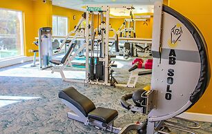 Discovery Beach Resort