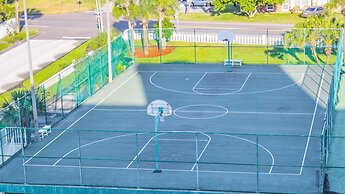 Discovery Beach Resort