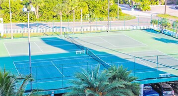 Discovery Beach Resort