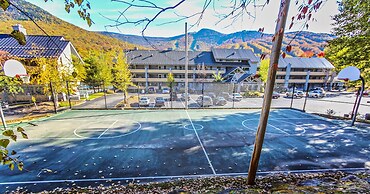 The Village of Loon Mountain