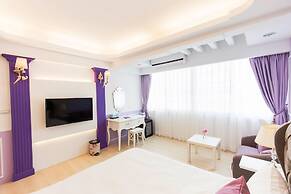 Welcome The Sun Enjoy The Moon