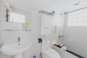 Welcome The Sun Enjoy The Moon