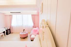 Welcome The Sun Enjoy The Moon