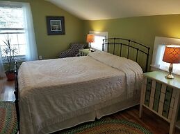 The Blackberry Inn Bed & Breakfast