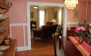 The Blackberry Inn Bed & Breakfast