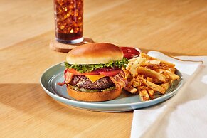 Holiday Inn Portland West - Hillsboro by IHG