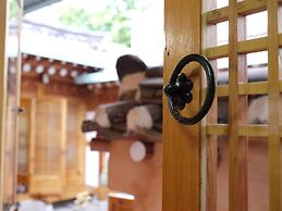 Haemil Hanok Guesthouse