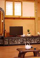 Haemil Hanok Guesthouse