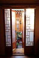 Haemil Hanok Guesthouse