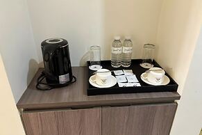 Extremeli Suites Manila powered by Cocotel