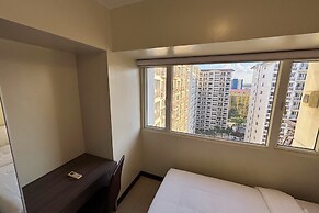 Extremeli Suites Manila powered by Cocotel