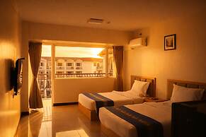 Extremeli Suites