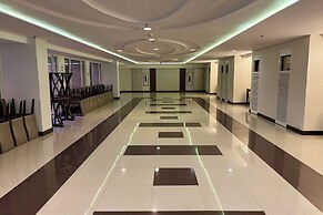 Extremeli Suites Manila powered by Cocotel