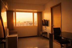 Extremeli Suites