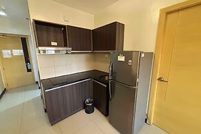 Extremeli Suites Manila powered by Cocotel