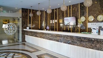 The Grand Mira Hotel