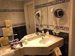 Mokni's Palais Hotel & Spa