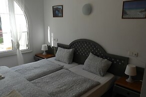 Cala Figuera Apartments