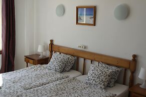 Cala Figuera Apartments