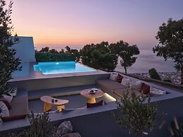 Santorini Heights