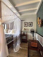 Mount Meru Game Lodge