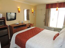 Fleur De Lis Beach Motel