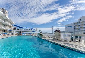 Fleur De Lis Beach Motel