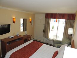 Fleur De Lis Beach Motel