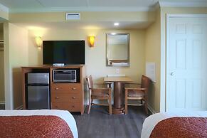 Fleur De Lis Beach Motel