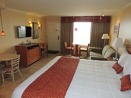 Fleur De Lis Beach Motel