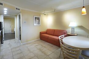 Fleur De Lis Beach Motel