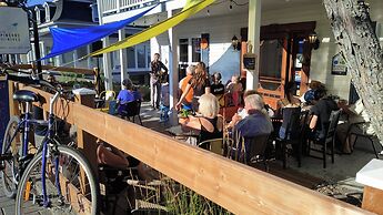 Les Pinsons des Rives