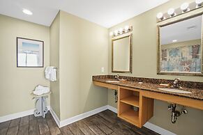 Splash Beach Resort by Panhandle Getaways