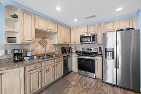 Splash Beach Resort by Panhandle Getaways