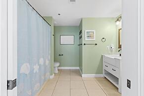 Splash Beach Resort by Panhandle Getaways