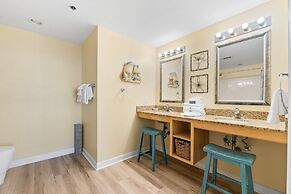 Splash Beach Resort by Panhandle Getaways