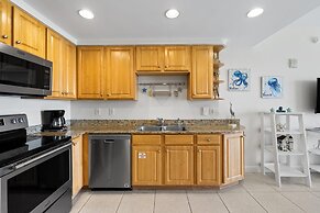 Splash Beach Resort by Panhandle Getaways