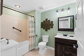Splash Beach Resort by Panhandle Getaways