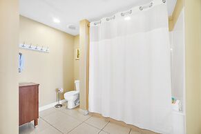 Splash Beach Resort by Panhandle Getaways