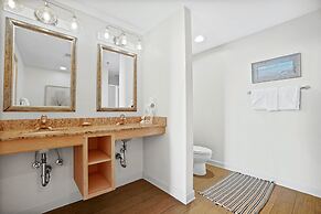 Splash Beach Resort by Panhandle Getaways